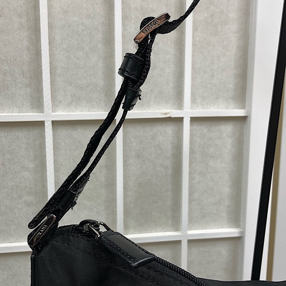 AUTHENTIC PRADA Tessuto Black Nylon Shoulder Bag Purse - Picture 8 of 16